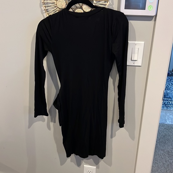 Long sleeve black dress - Picture 2 of 2